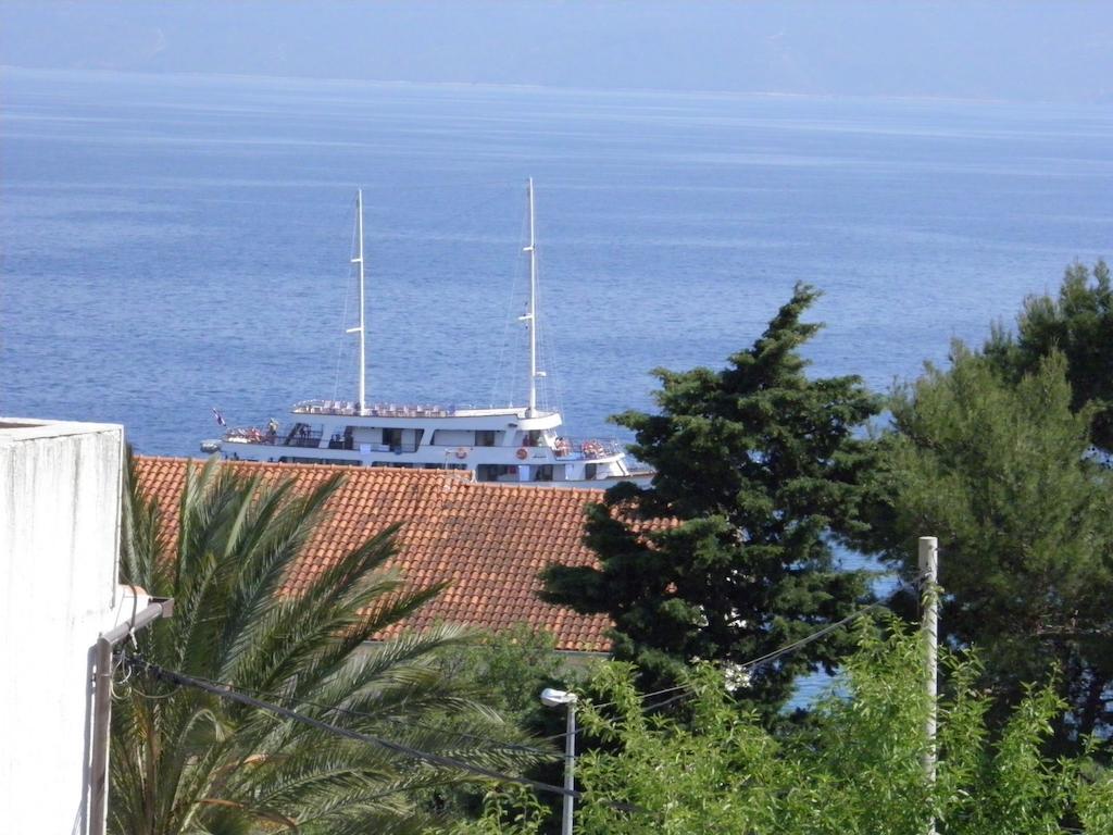 Apartments Biserka Bol Oda fotoğraf